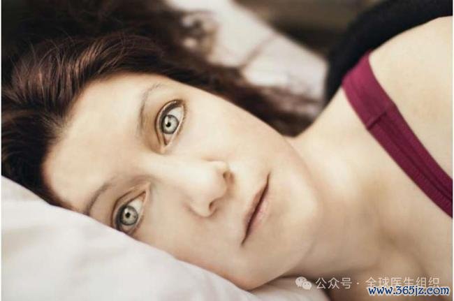 策动发现：女性比男性就寝更少, 醒来频率更高, 对健康影响更大
